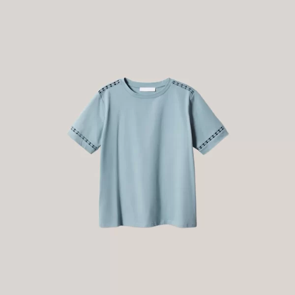 Embroidered Accent T-Shirt - Imagen 4